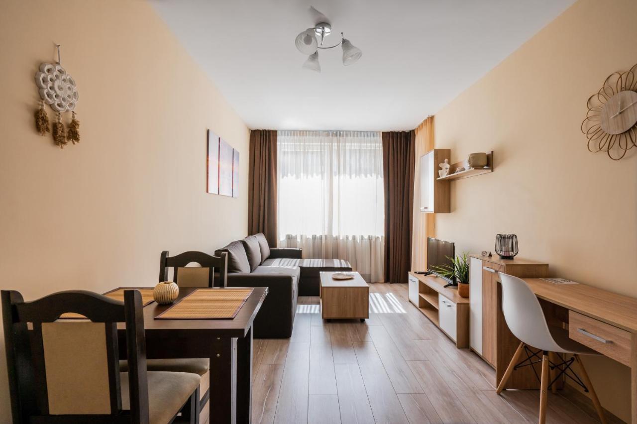 Appartement Nomad Haven: 1Bd Flat With Balcony & Desk à Sofia Extérieur photo