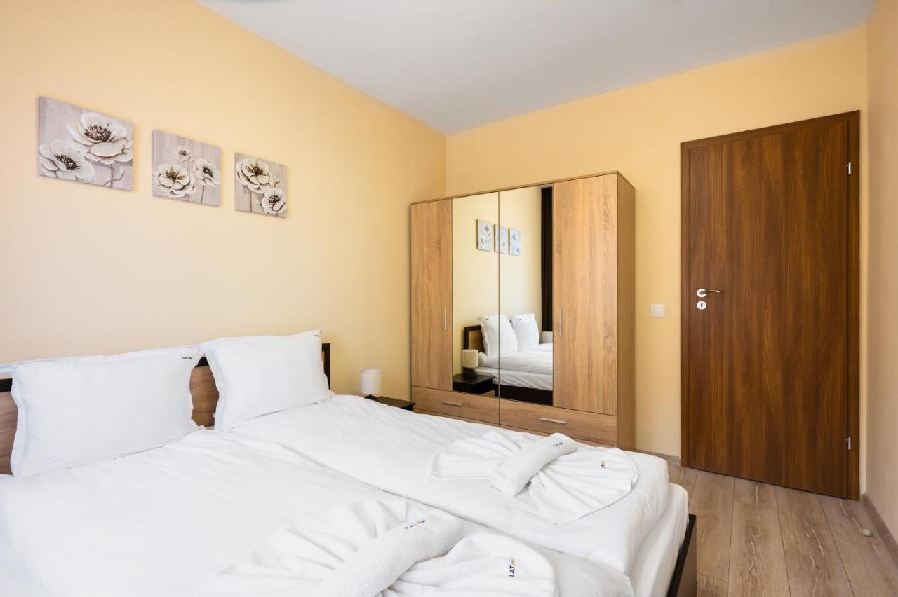 Appartement Nomad Haven: 1Bd Flat With Balcony & Desk à Sofia Extérieur photo